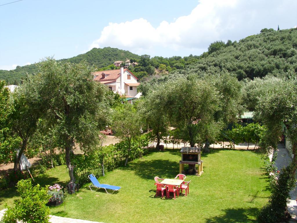 Olga's Garden Apartment